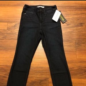 Athleta Sculptek Jeans size 4